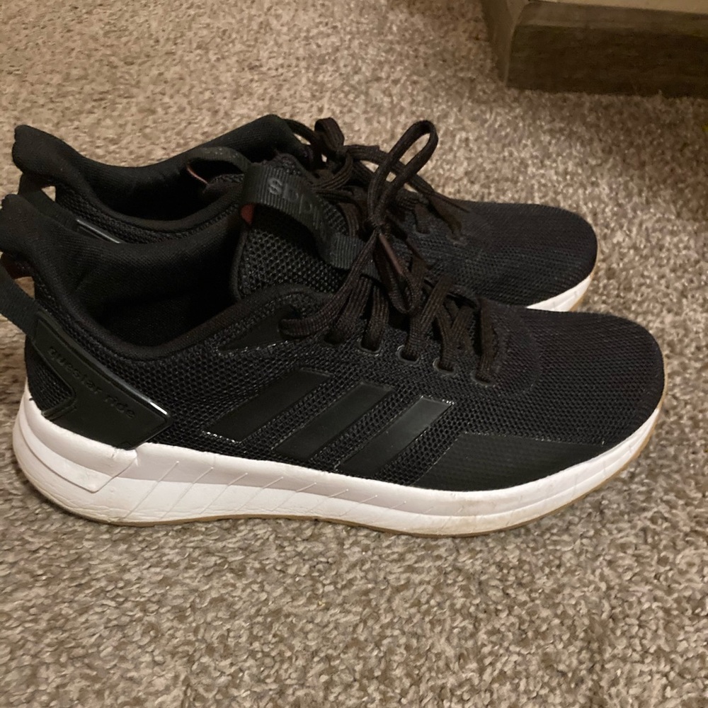 Adidas Women 8.5